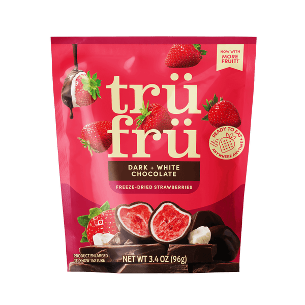 Tru Fru Freeze Dried Strawberries in Dark & White White Chocolate · Caramelos · 96 g