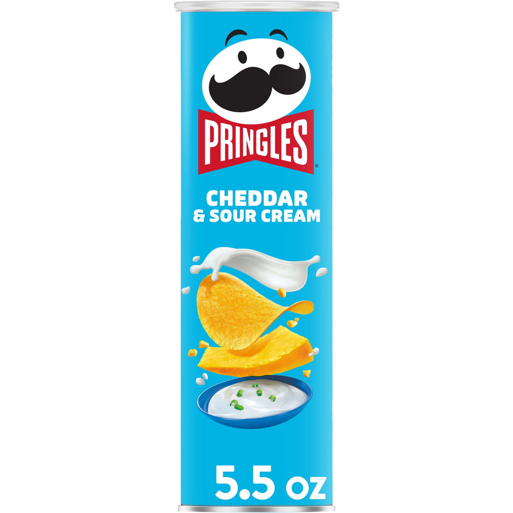 Pringles Cheddar and Sour Cream Potato Crisps · Papas · 156 g · bote